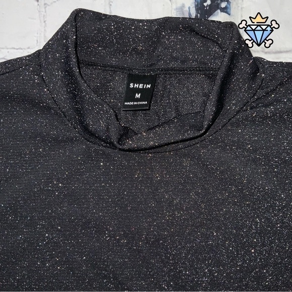 SHEIN MEN MOCK NECK LONG SLEEVE GLITTER CROPPED SHIRT SIZE MEDIUM FITTED - Picture 5 of 7